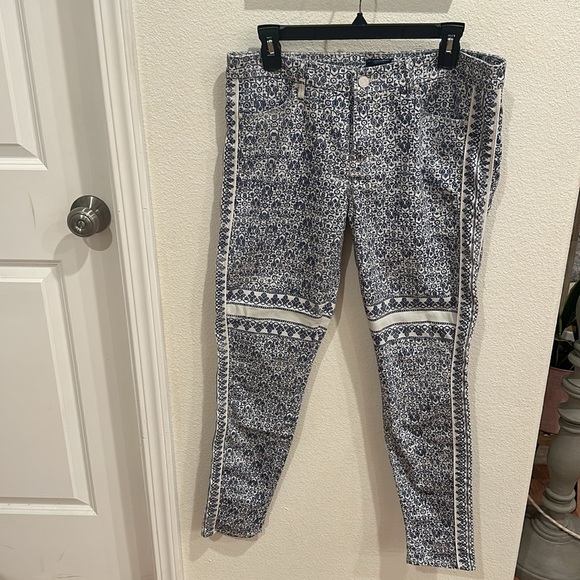Beautiful and unique Mother colorblock looker jeans! ✨ - Picture 7 of 7